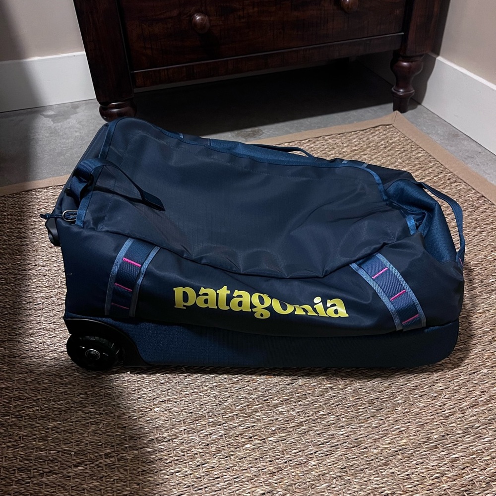 Patagonia Navy 40L wheeled duffle